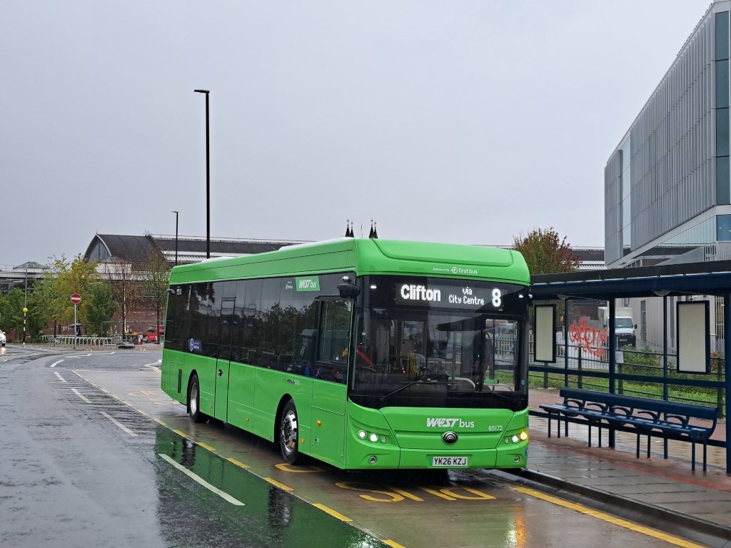 No.8 bus at Eastern Entrance, Bristol Temple Meads